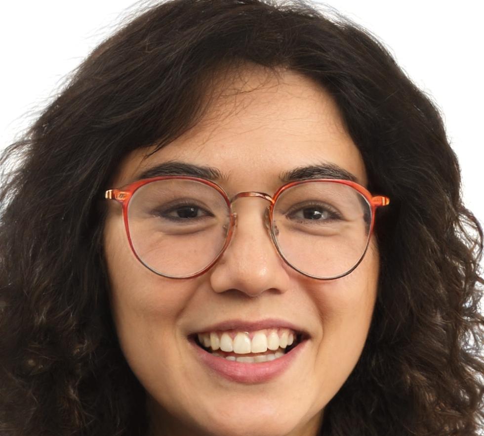 Evelyn Chen, Lead Financial Educator